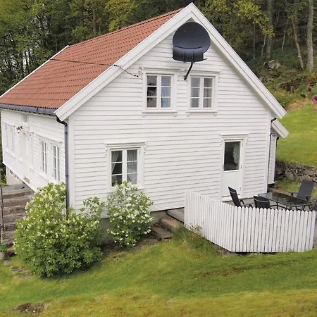 Stunning In Farsund With House Sea View * Dåri