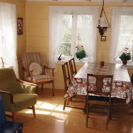 Stunning In Farsund With House Sea View
