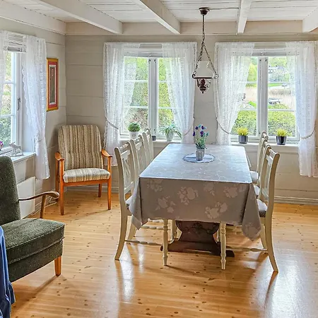 Stunning In With House Sea View *